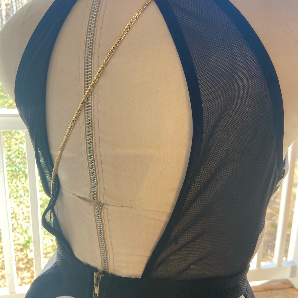 Fun formal dress - Picture 6 of 6